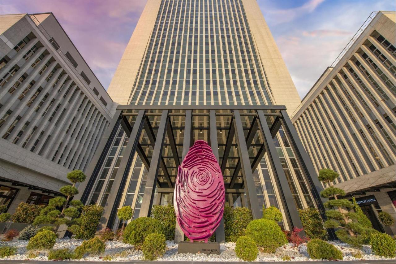 Hotel Crowne Plaza Ankara By Ihg Esterno foto