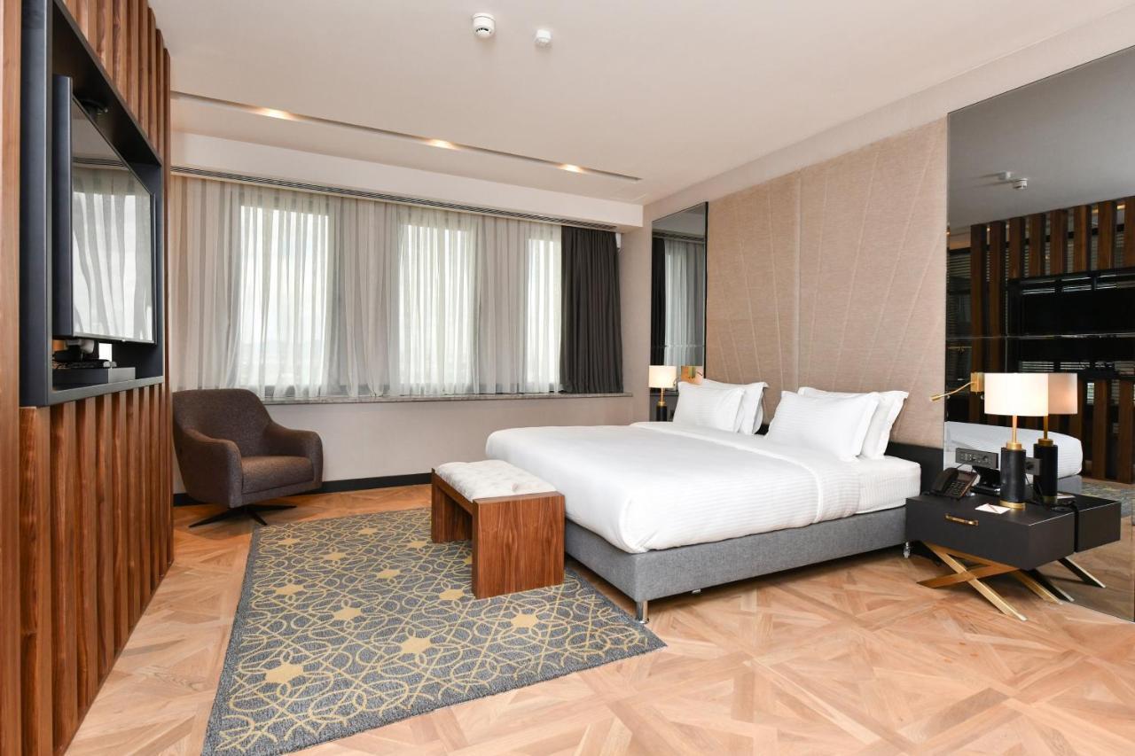 Hotel Crowne Plaza Ankara By Ihg Esterno foto