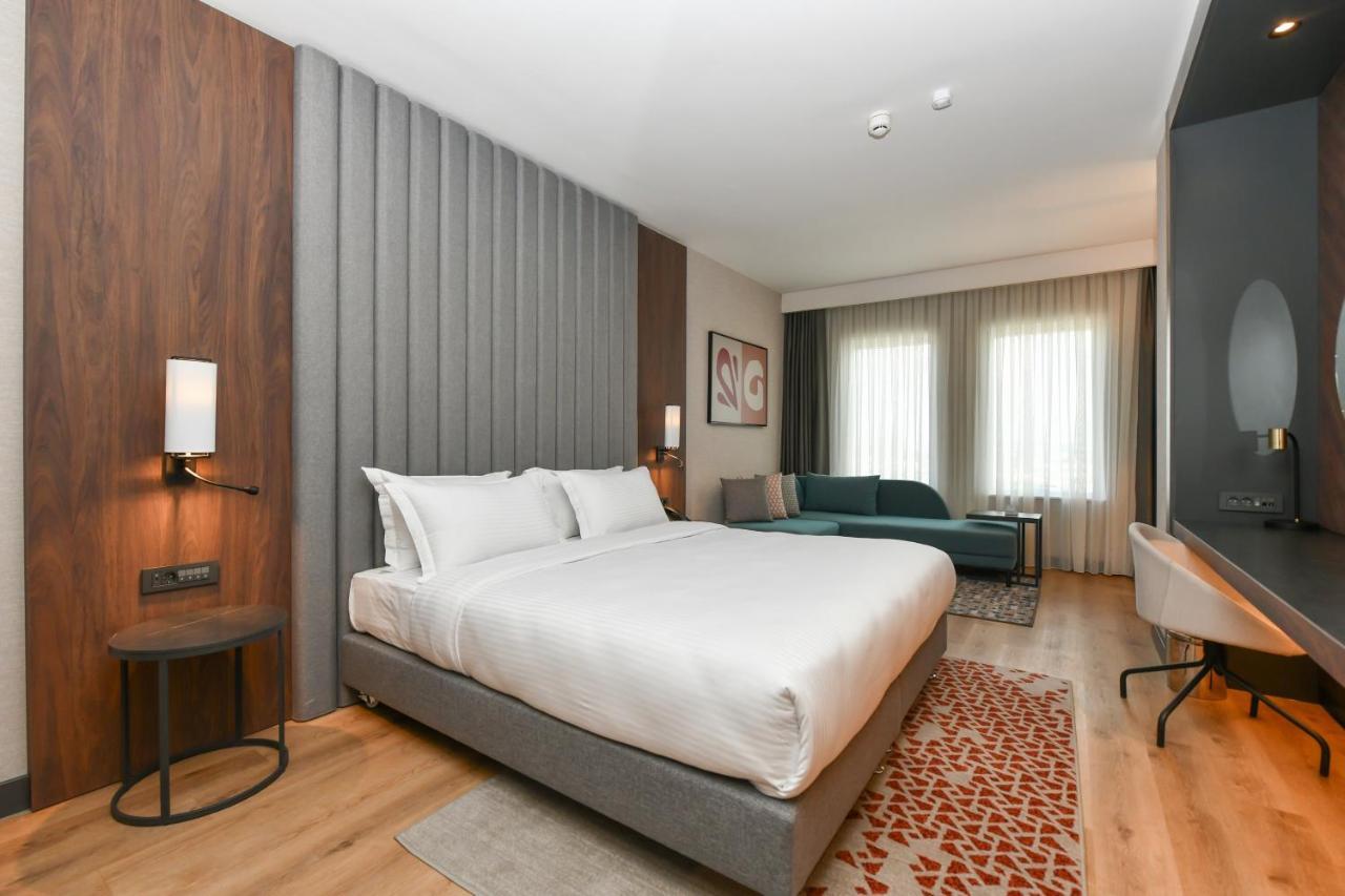 Hotel Crowne Plaza Ankara By Ihg Esterno foto